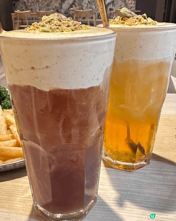 一間肉球森林餐廳 入面有大嘴鳥 ?猫 狐獴 好可愛加上食物都...