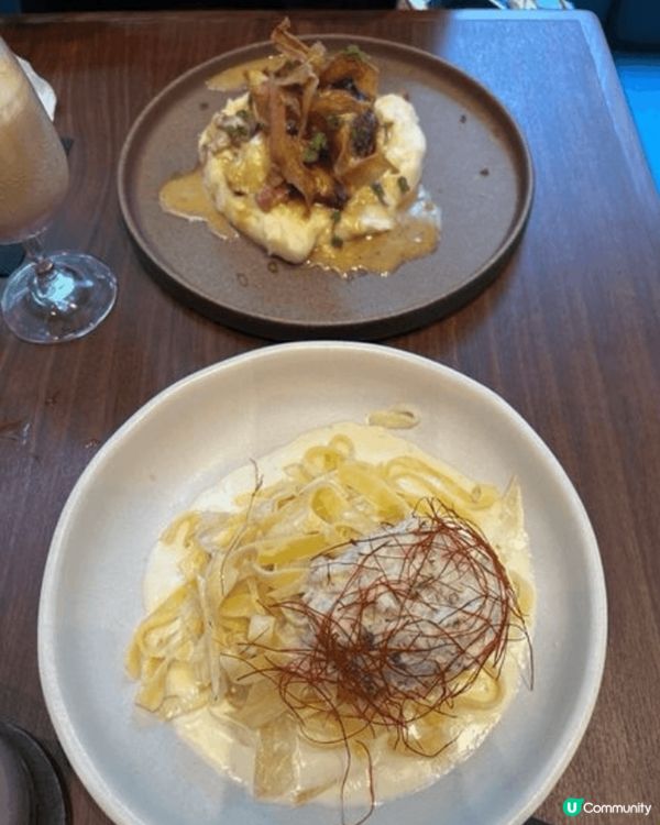 SUIT MODERN IZAKAYA SAKE BAR供應...