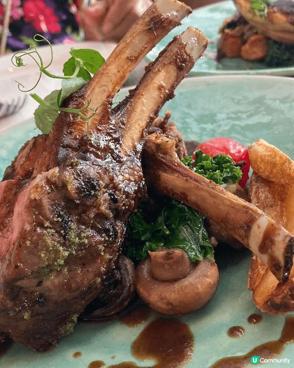 香港什麼美食也有，不用去什麼地方