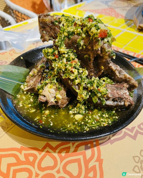 由Mirror同Error其中三個成員開?餐廳??泰“九鳥”