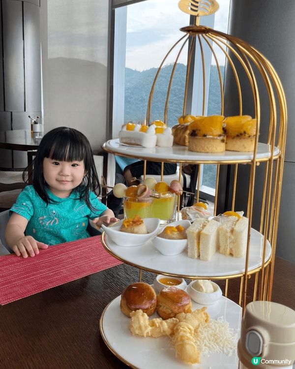 100%多啦A夢龍蝦包、九龍東皇冠假日酒店Cielo tea...