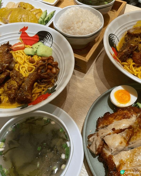 在香港這個國際都會，到茶樓吃飯，有很多選擇，有點心、粥粉麵飯...