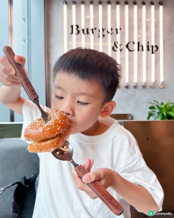 極滿足大大Burger 