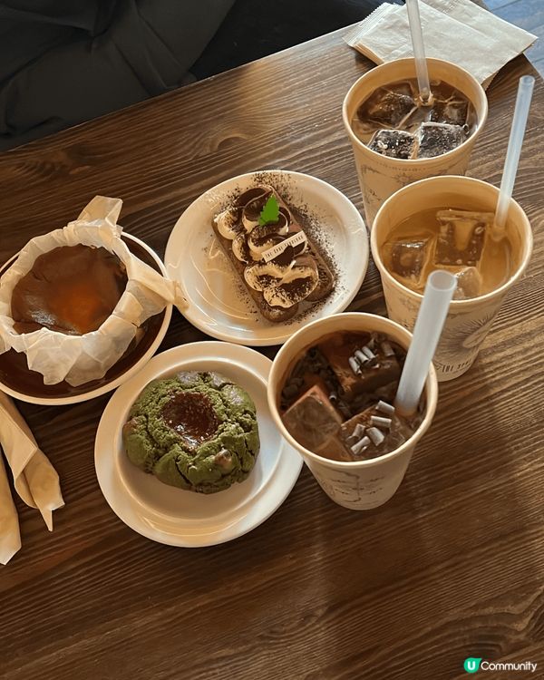 呢幾張都係韓國旅行時影的相，係韓國好鍾意食烤肉，醬油蟹同去c...