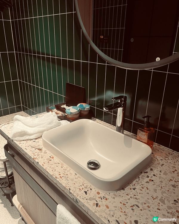 武漢之旅，桔子?酒店，價格便宜，空調夠，全部橙味用品，食物好...