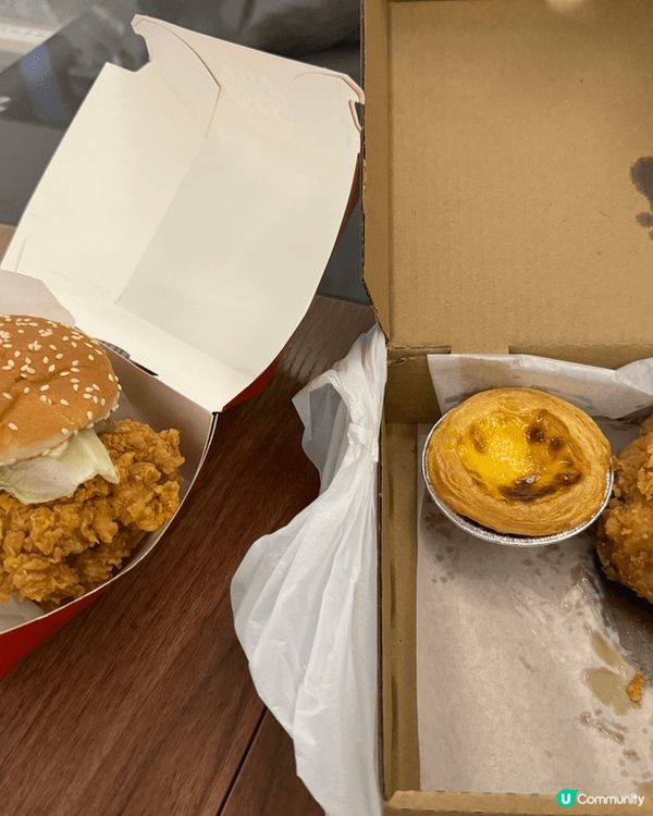 KFC雙層巴辣雞腿包,美心金莎蛋糕,班戟豬柳蛋漢堡