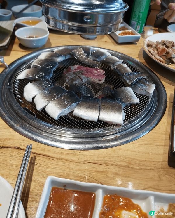 深圳南山幸福柚子碳火烤肉烤活鰻魚店，係深圳必食店之一！主打以...