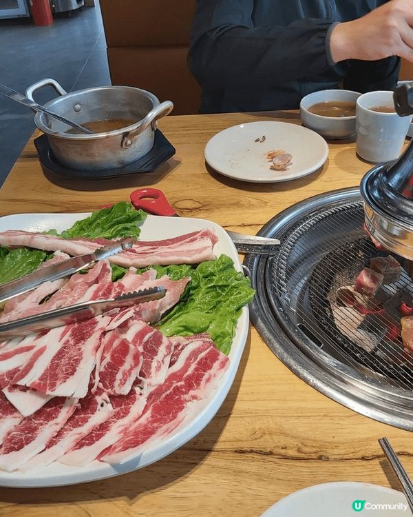 深圳南山幸福柚子碳火烤肉烤活鰻魚店，係深圳必食店之一！主打以...