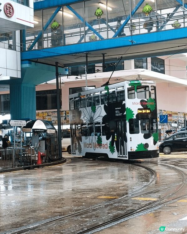 香港特色電車叮叮，住新界的我每次去港島也一定會乘坐一下。