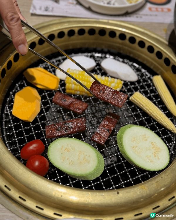 抵食台式燒肉吃到飽，任食8款肉類，仲有小食、主食、飲品。自製...