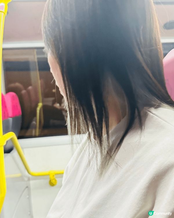 第一次係東門染頭髮，拉直，染髮加耳圈染，人仔900幾蚊。