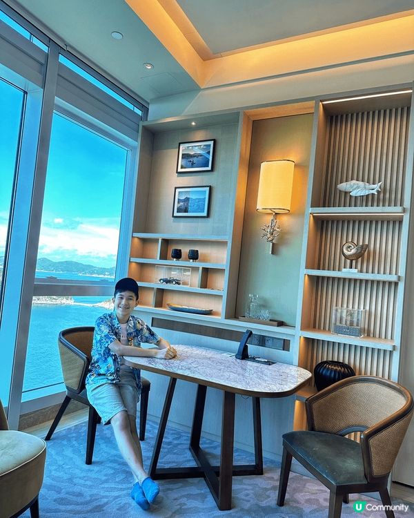 好多人都喜歡在暑假期間去酒店staycation,但要找一間...