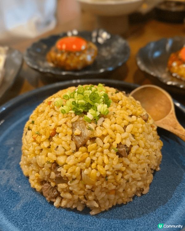 今次 Double Dating 來到蘇豪區一間以日本四國高...