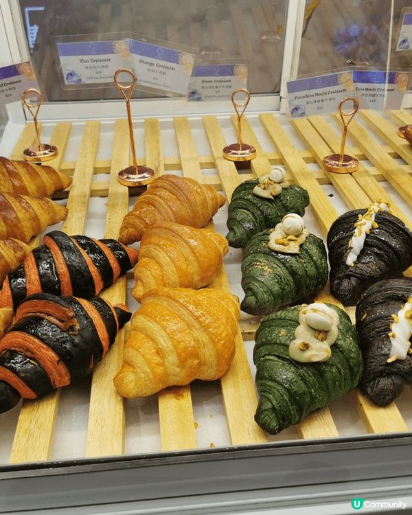 其實香港都有好多地方好玩 週不時都去葵青劇院睇舞台劇 睇完劇...