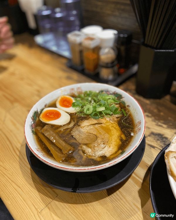 日本之旅中探索了拉麵?神?牛?壽司?抹茶?等美食，治癒了心靈...