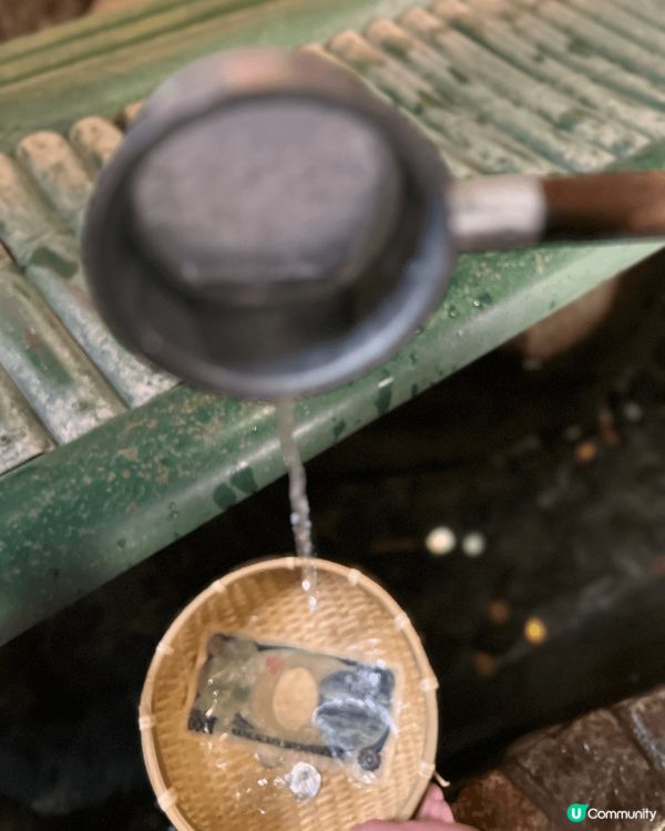 「錢洗弁財天宇賀福神社」是一座位於日本的神社，專門供奉弁財天...