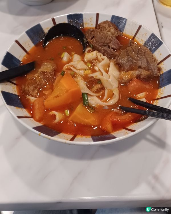 吃完牛肉麵，加個月餅perfect