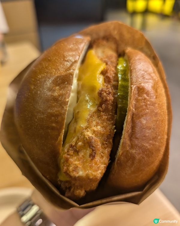 Eggslut 炸比目魚柳包! 必食推介