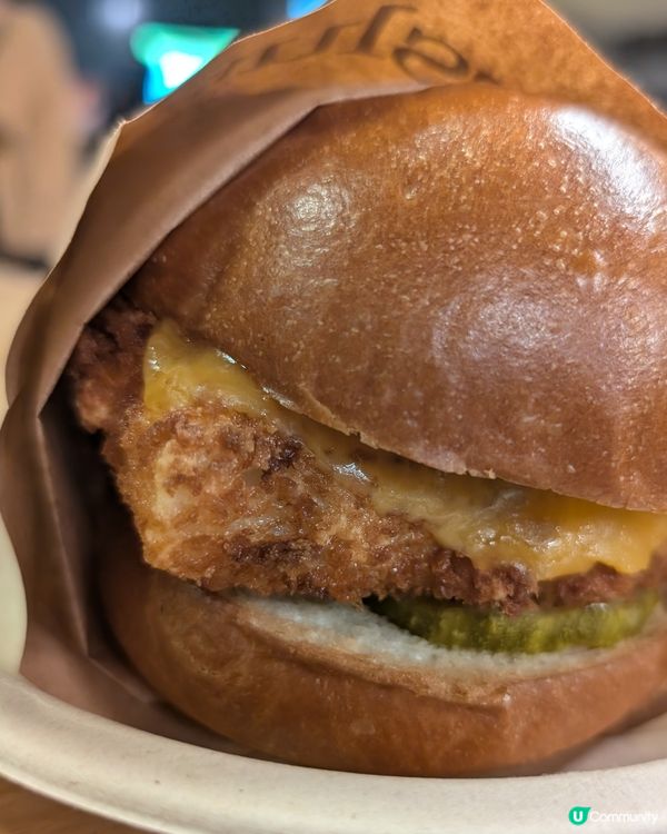 Eggslut 炸比目魚柳包! 必食推介