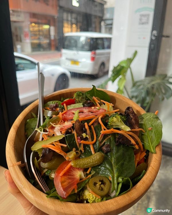 新鮮沙律碗！下午茶好去處
