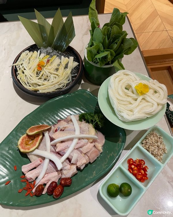 原汁原味椰子鍋