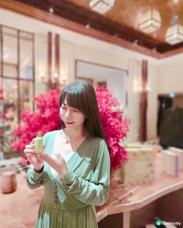 晚間係最好嘅護膚時機💗為咗解決暗啞和膚色不均嘅問題⭐️ 呢款...