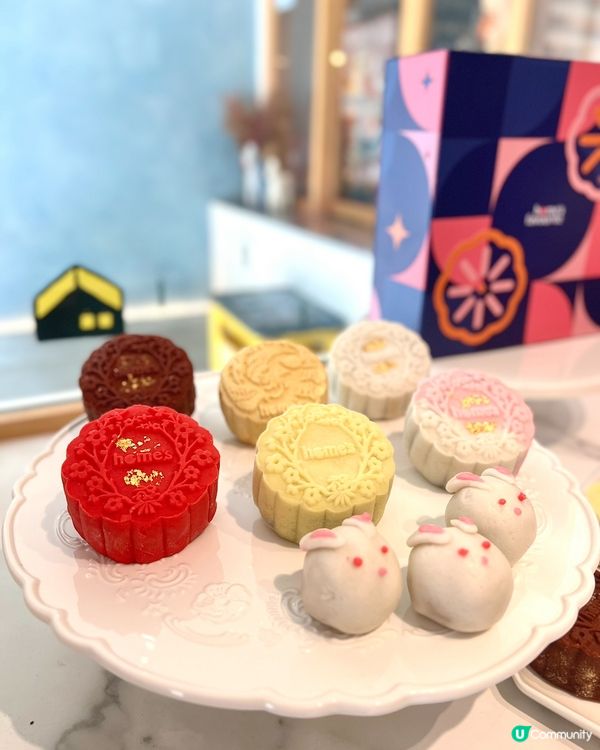 🌟特色千層蛋糕 & 頂級純榴蓮冰皮月餅😋