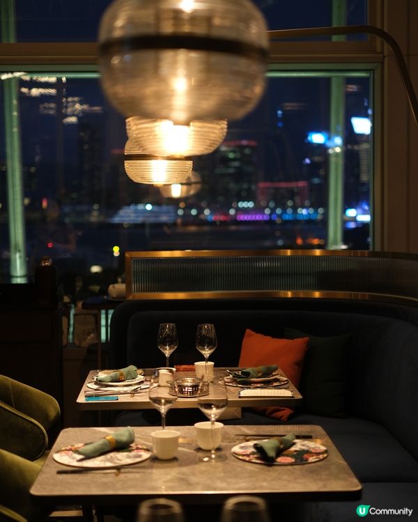 ## 🇭🇰中環新地標！周師傅創意中菜，180度海景，驚喜連連