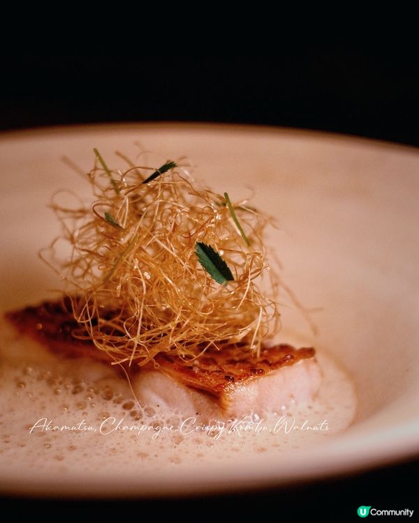 ## 🇭🇰 兩年摘米芝蓮二星 🌟  
##  🇮🇹🇯🇵 意日