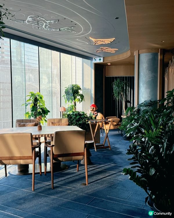 ## 🇭🇰 兩年摘米芝蓮二星 🌟  
##  🇮🇹🇯🇵 意日