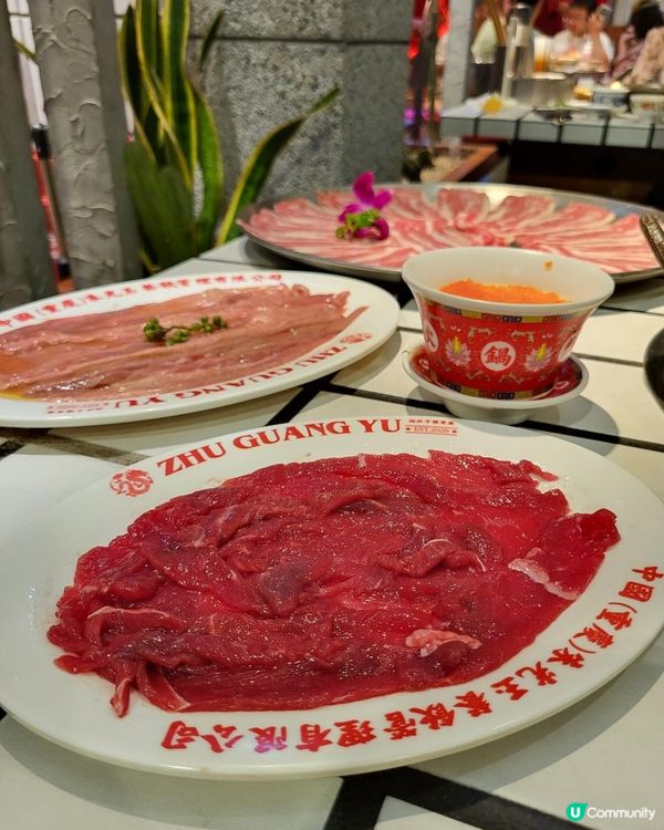 深圳 ︳大排長龍的朱光玉