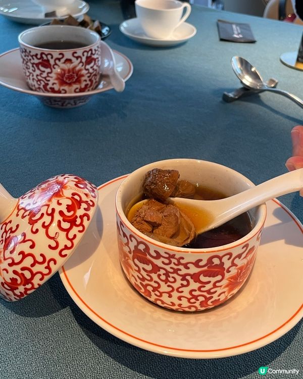 環境和服務不錯,食物味道有待改善