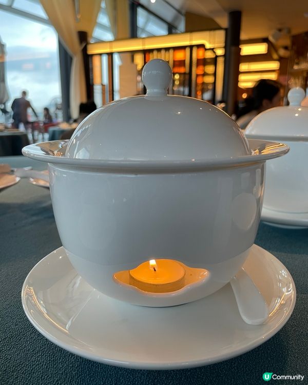 環境和服務不錯,食物味道有待改善