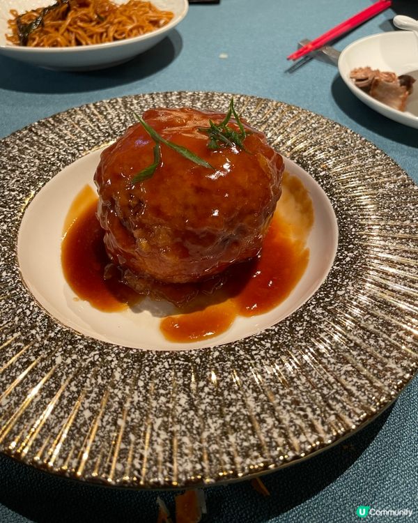 環境和服務不錯,食物味道有待改善