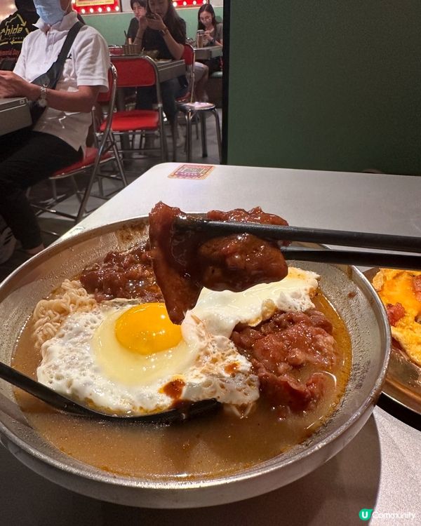 荔枝角懷舊茶餐廳 ☕  簡單唔簡單？