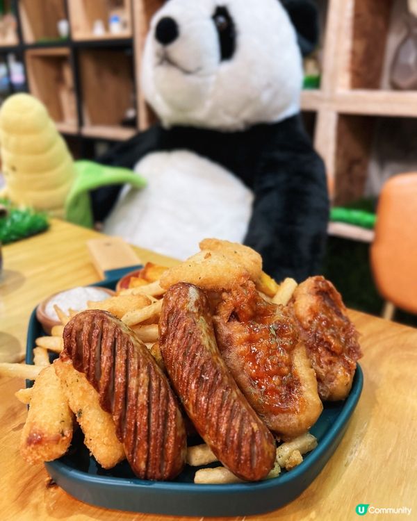 油麻地一樓市中的森林綠洲🐼與斑馬熊貓共享美食