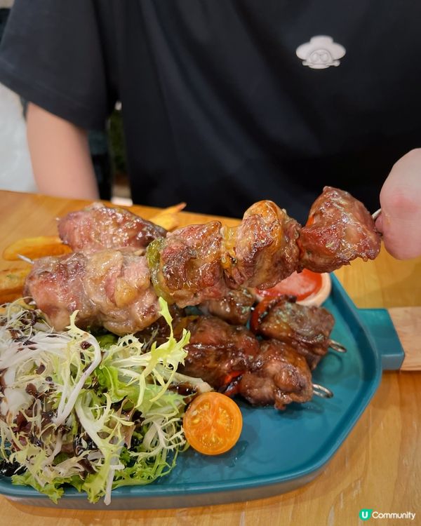 油麻地一樓市中的森林綠洲🐼與斑馬熊貓共享美食