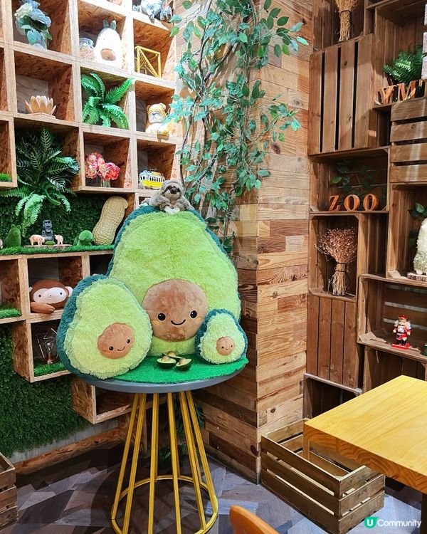 油麻地一樓市中的森林綠洲🐼與斑馬熊貓共享美食