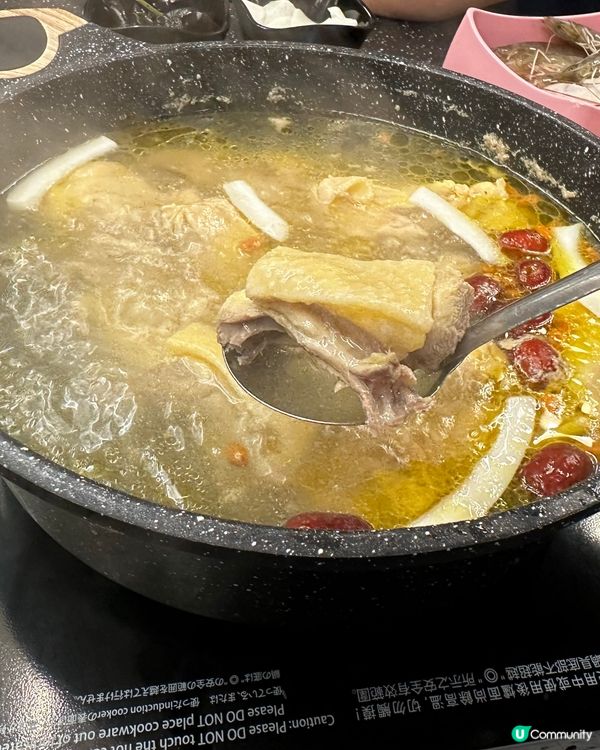 性價比高，椰子雞煲任食火鍋