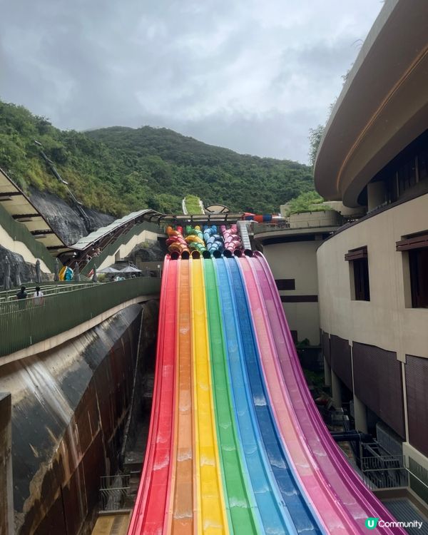無懼紅雨定黃雨 我地都要去上水樂園玩🥳