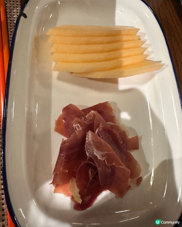 一班朋友吹水12點食到2:30