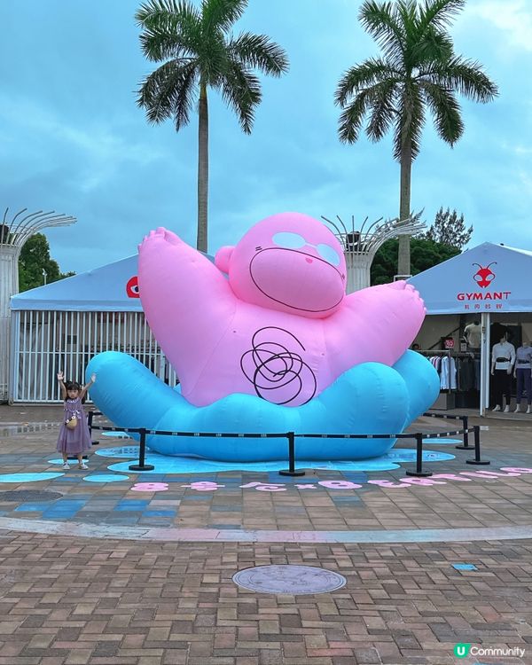 深圳購物好去處～大梅沙8號倉奧特萊斯，尋找可愛粉小胖打卡😍