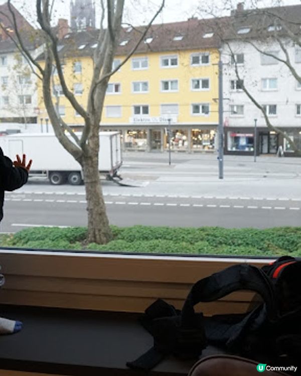 [德瑞法] 13個月嬰兒歐遊去: 瑞士坐火車到德國Freiburg - 黑森林所在地