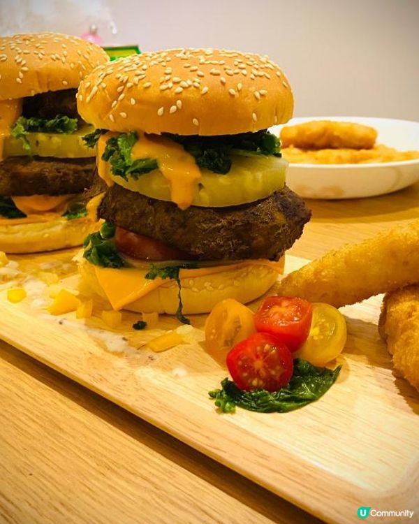 巨型漢堡自己整