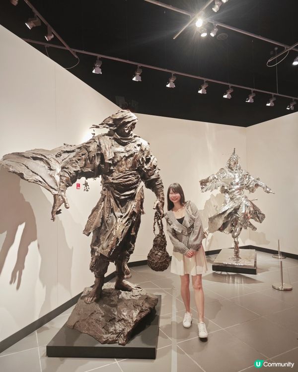 趁放假約埋閨蜜一齊去博物館☺今年｢香港流行文化節｣,以｢也文...