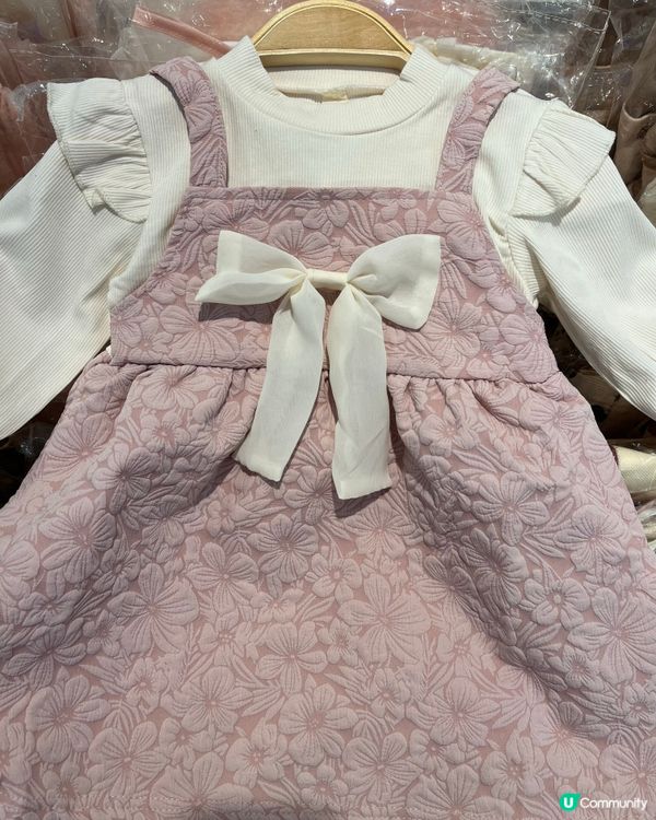 女仔啲裙仔特別靚~ 今天開始千色做特價,好多野都折完再折,好...