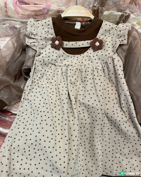 女仔啲裙仔特別靚~ 今天開始千色做特價,好多野都折完再折,好...