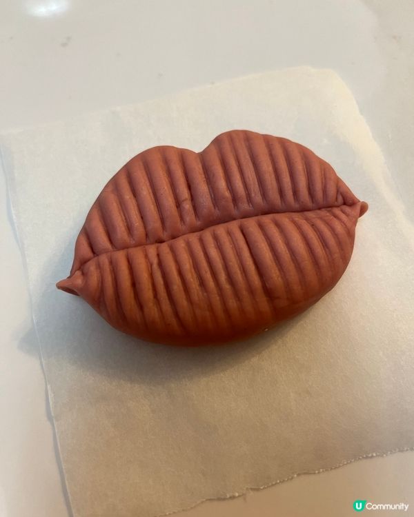 珍寶紅唇饅頭