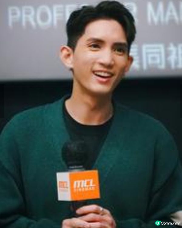 楊樂文 -香港男歌手、香港男子跳唱組合