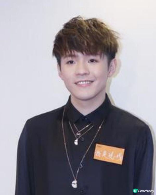 陳卓賢 - 香港男藝人、香港男子跳唱組合MIRROR成員
